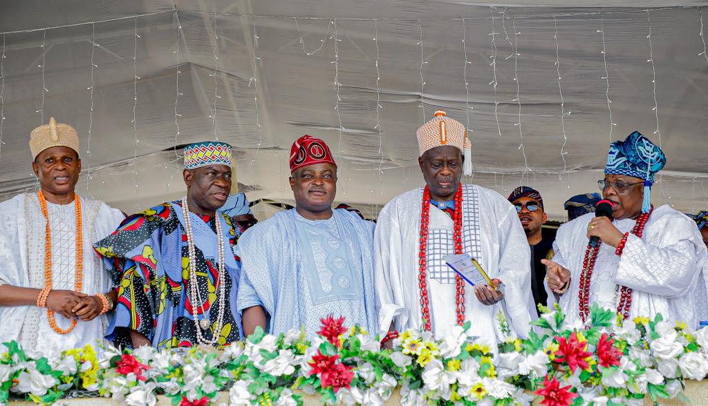 IMG-20231126-WA01231